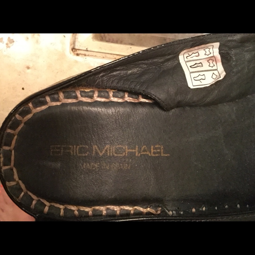 Shoes - Picture 2 of 4